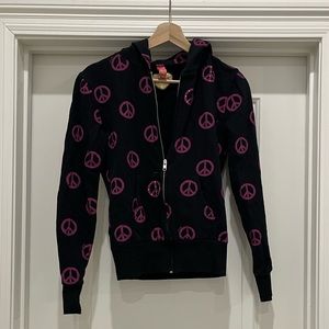 Primp women’s peace sign hooded jacket